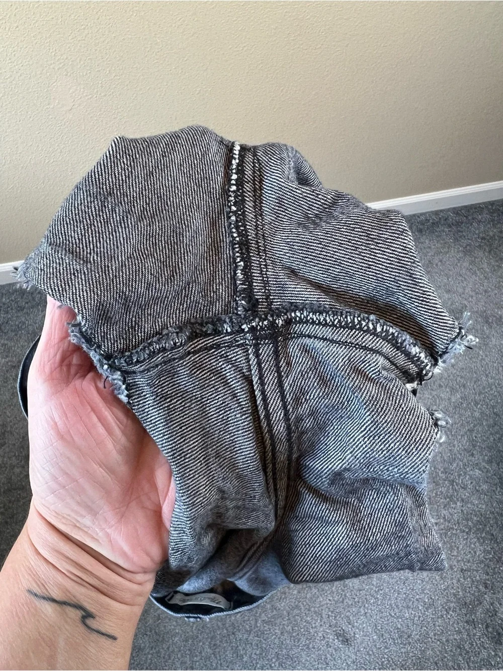 madewell relaxed denim shorts black